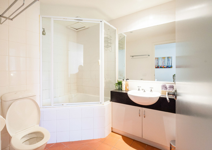 Bathroom, NAOMI, 2BDR South Melbourne Apartment, Melbourne