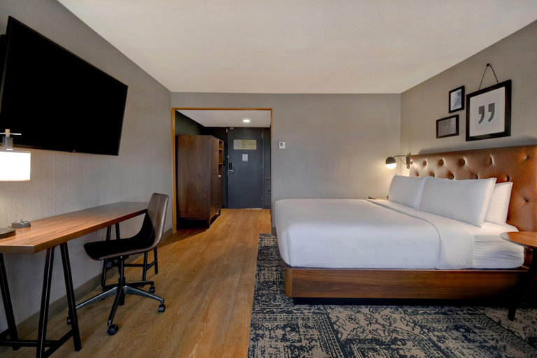 Bedroom 3, Four Points by Sheraton Boston Newton, Middlesex