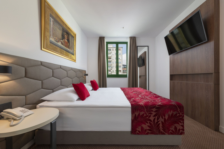 Bedroom 3, Hotel Park 45, Zagreb