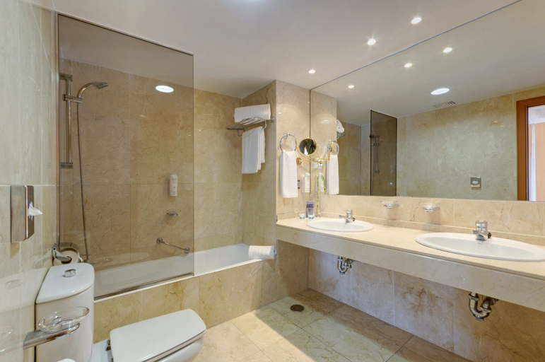 Bathroom 5, Hotel Palma Bellver Affiliated by Meliá, Baleares
