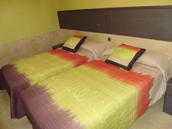 Bedroom 5, Hotel Rural Las Palmeras Muskiz, Vizcaya