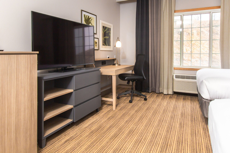 Bedroom 3, Country Inn & Suites by Radisson, Rapid City, SD, Pennington