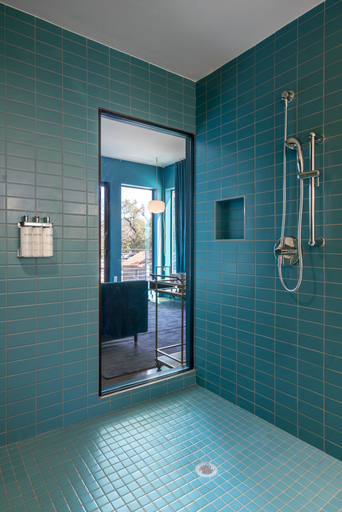 Bathroom 5, The Ruby Hotel, Williamson