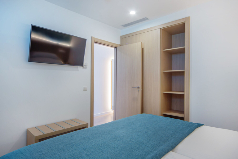 Bedroom 4, Aparthotel Fontanellas Playa, Baleares