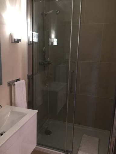 Bathroom 4, Downham Hall, Essex