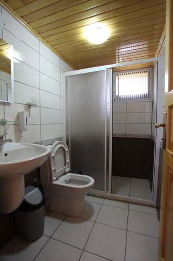 Bathroom 3, Baris Pension & Bungalows, Kemer