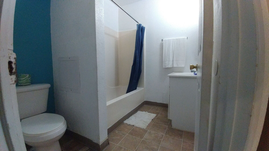 Bathroom 3, Anchor Motel & RV Park, Brazoria