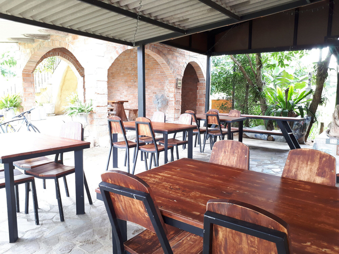 Food & Drinks 5, Villa Tuscany Country Resort, Suan Phung