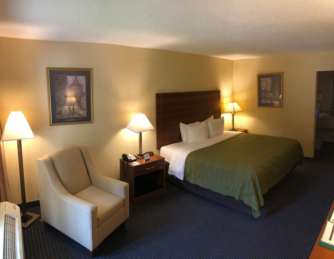 Bedroom 4, Quality Inn Americus, Sumter