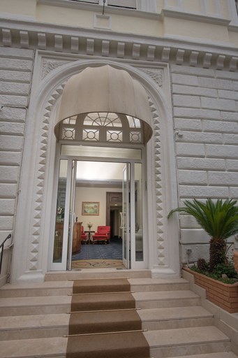 Exterior & Views 2, Hotel Villa delle Rose, Rome