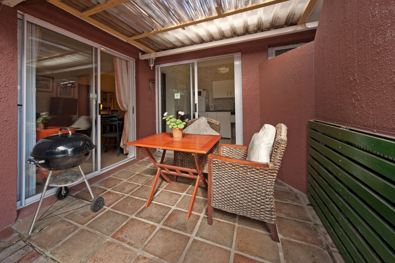 Others 5, Brown Jug Guest House, Overberg