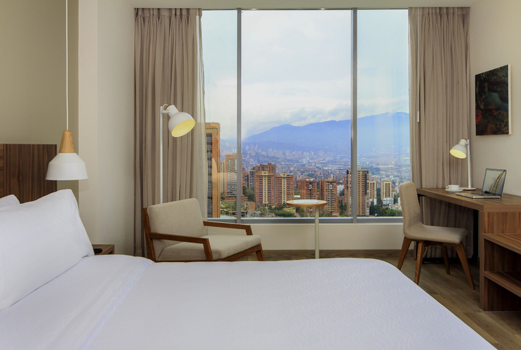 Bedroom 3, Novotel Medellín El Tesoro, Medellín