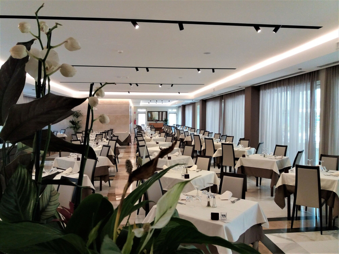 Food & Drinks 5, Hotel Bisesti, Verona