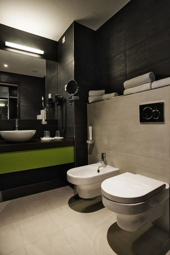 Bathroom 5, Art Hotel Szeged, Szeged