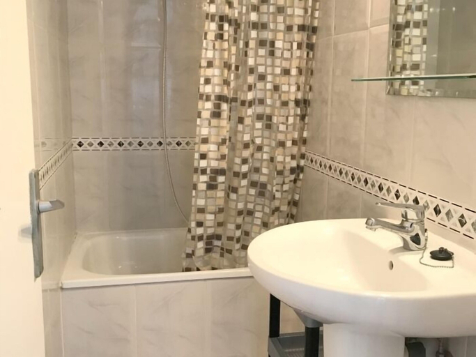 Bathroom 4, Apartamento Eden Mar 7, Girona