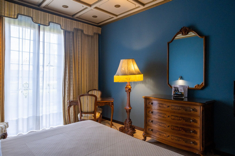 Bedroom 3, Il castello di San Gaudenzio, Pavia