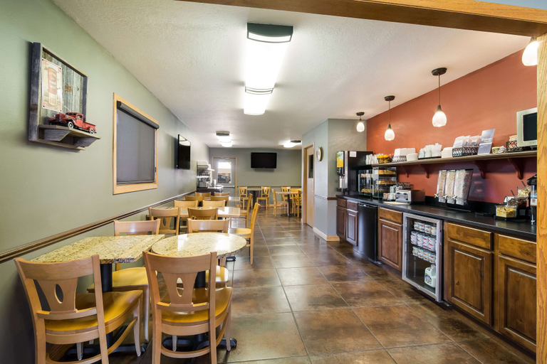 Food & Drinks 5, Best Western Graham's, Jones