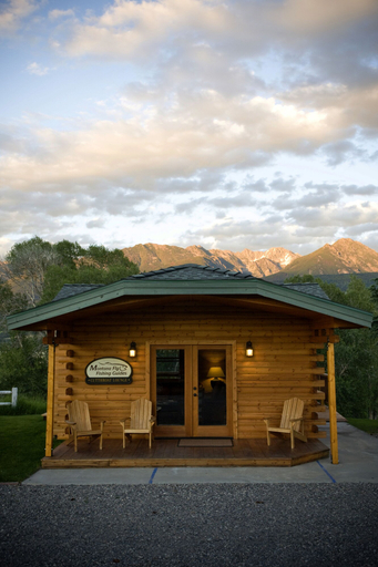 Exterior & Views 2, Yellowstone Valley Lodge, an Ascend Collection Hotel, Park