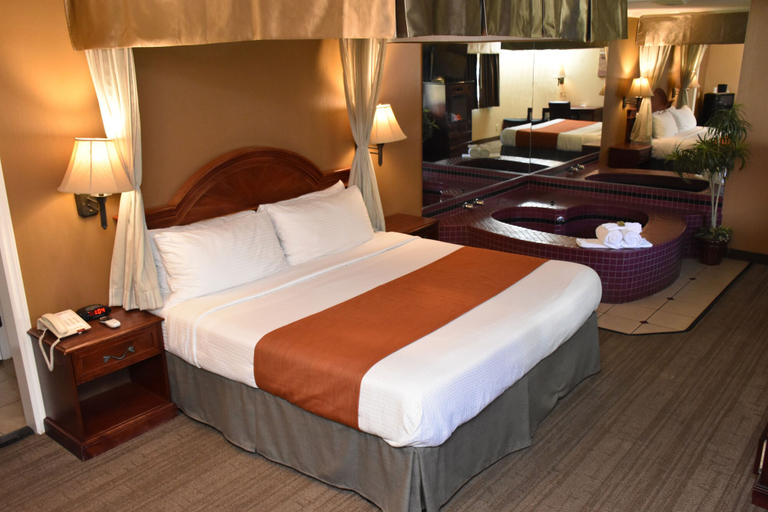 Bedroom 4, Dynasty Suites Redlands, San Bernardino