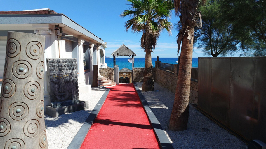 Exterior & Views 2, Villa Perle de la Mer, Var