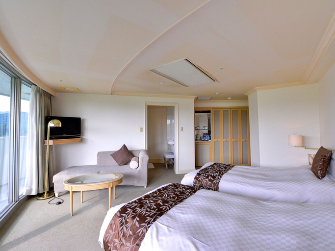 Bedroom 4, Hotel Azalea, Tsu