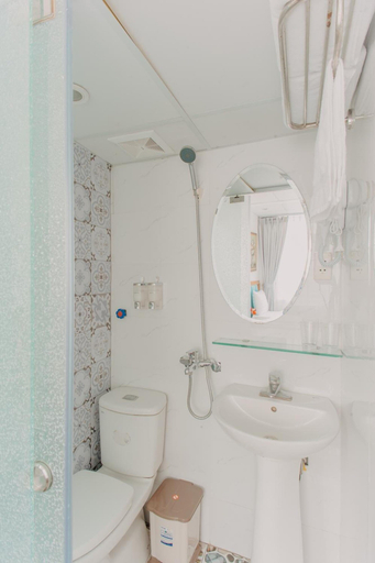Bathroom 5, Hanoi Asia Hotel, Hoàn Kiếm