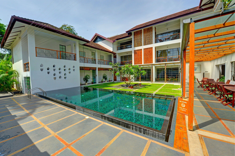 Sport & Beauty 3, Eighth Bastion- Cgh Earth, Ernakulam
