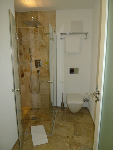 Bathroom 4, Businesshotel LUX, Hochdorf