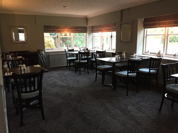 Food & Drinks 5, South Lawn Hotel, Hampshire