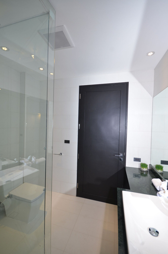 Bathroom 5, Sansuri Resort Phuket, Phuket Island