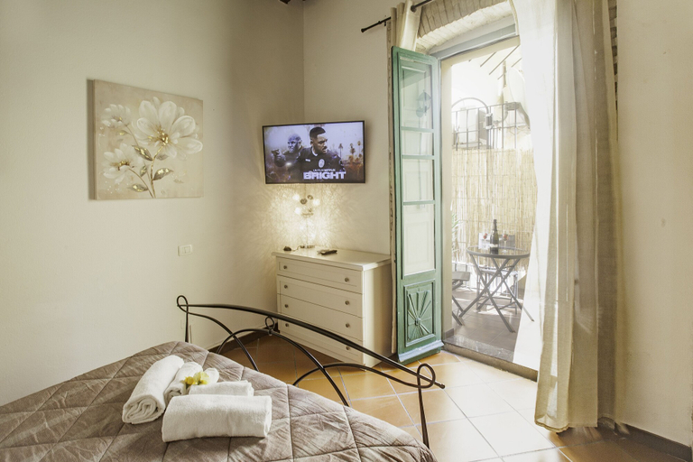 Bedroom 5, The Good Place, Cagliari