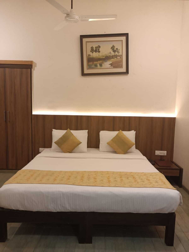 Bedroom 3, Zaras Resort, Raigarh