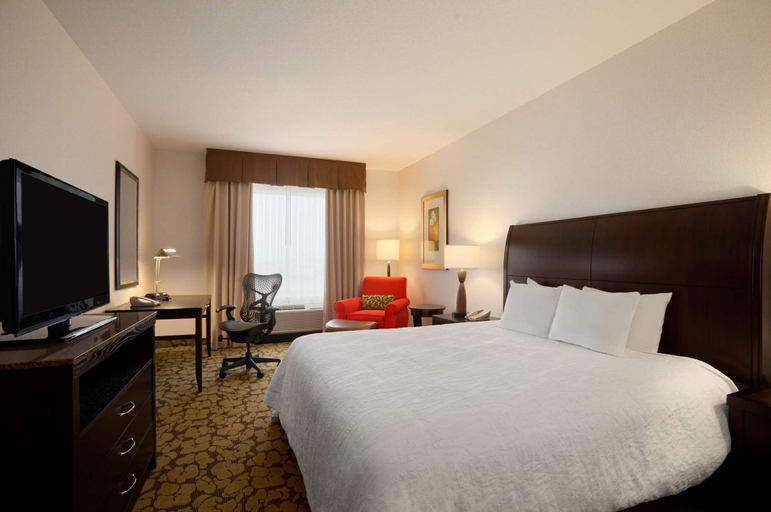 Bedroom 3, Hilton Garden Inn Edmonton International Airport, Division No. 11
