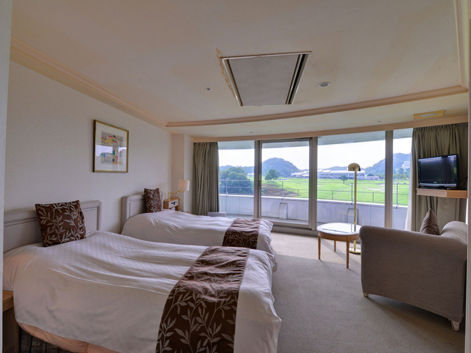 Bedroom 4, Hotel Azalea, Tsu
