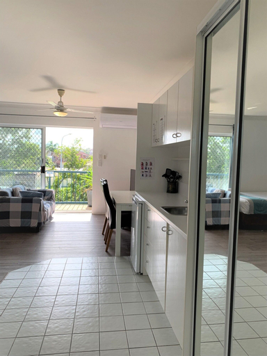 Others 5, Broadwater Keys, Gold Coast