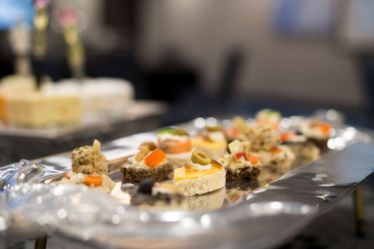Food & Drinks 5, Hampton Inn & Suites Dallas/Ft. Worth Airport South, Fort Worth