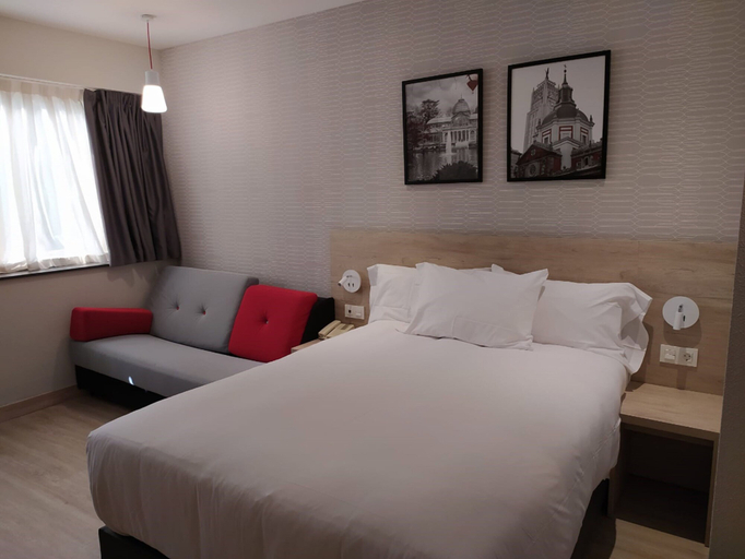 Bedroom 4, Ramada by Wyndham Madrid Tres Cantos, Madrid