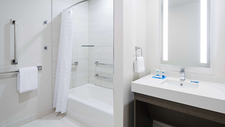 Bathroom 4, Hyatt House Jersey City, Jersey City