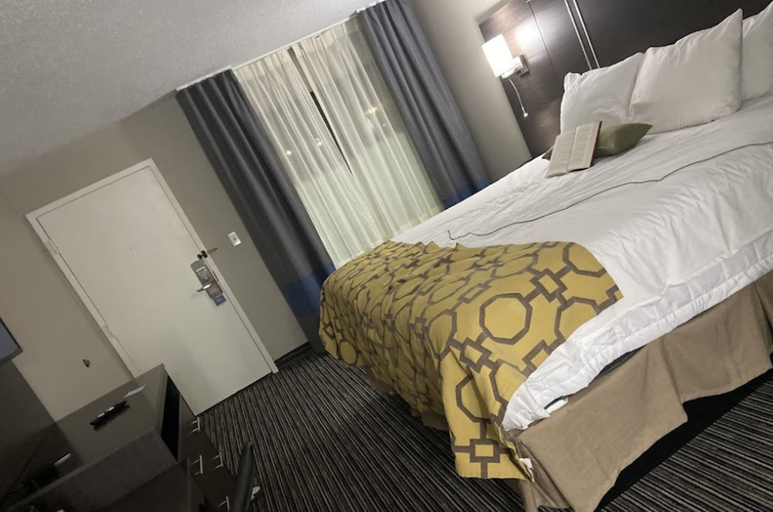 Bedroom 2, Baymont by Wyndham Topeka, Shawnee