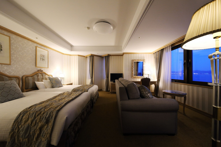 Bedroom 4, Kamakura Park Hotel, Kamakura