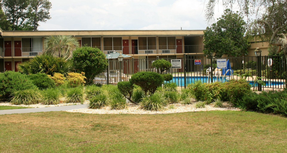 Exterior & Views 2, Quality Inn Americus, Sumter