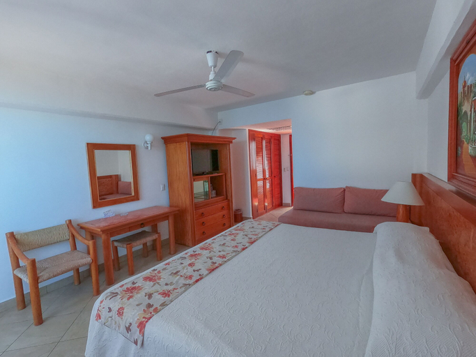 Bedroom 4, Hotel Tropicana - Near Olas Altas Street, Puerto Vallarta