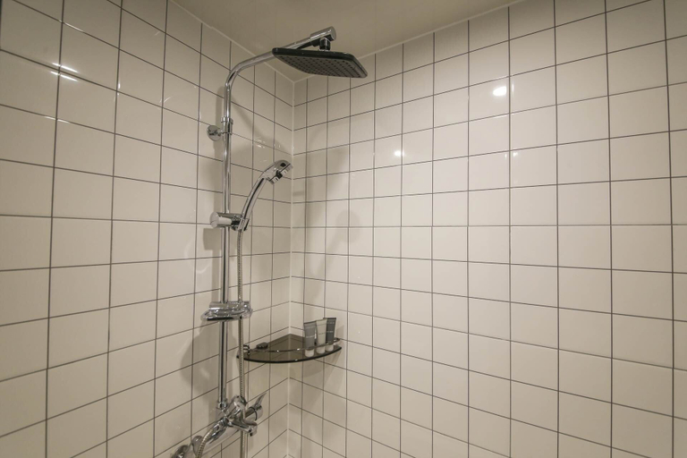 Bathroom 4, Benikea Cheonan Tourist hotel, Cheonan