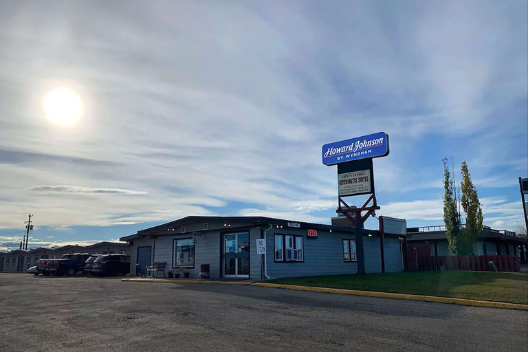 Exterior & Views 5, Howard Johnson by Wyndham Grande Prairie, Division No. 19