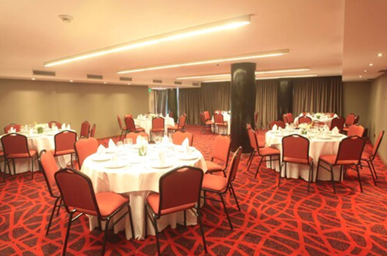 Food & Drinks 5, Yrigoyen 111 Hotel, Capital