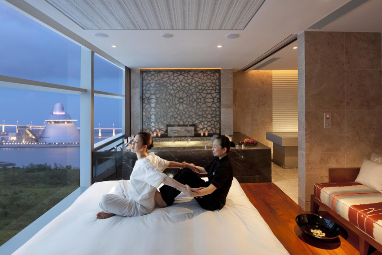 Bedroom 3, Mandarin Oriental, Macau, Macao