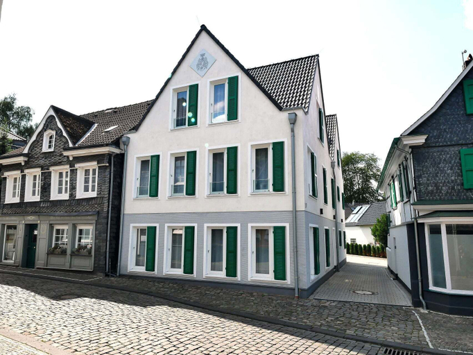 Exterior & Views 2, Hotel Gräfrather Hof, Solingen