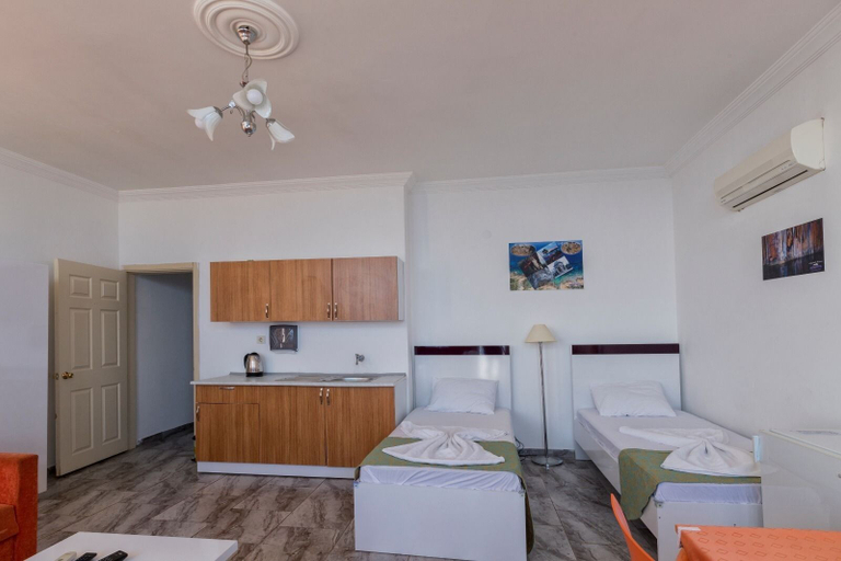Bedroom 4, Pinar Motel, Aydıncık
