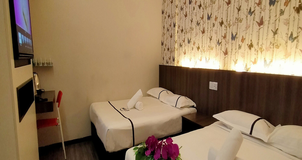 Bedroom 9