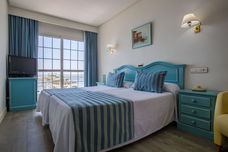Bedroom 4, Hotel Villa de Laredo, Málaga